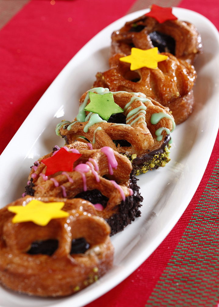 Holiday Inn & Suites Makati's Christmas Krookies