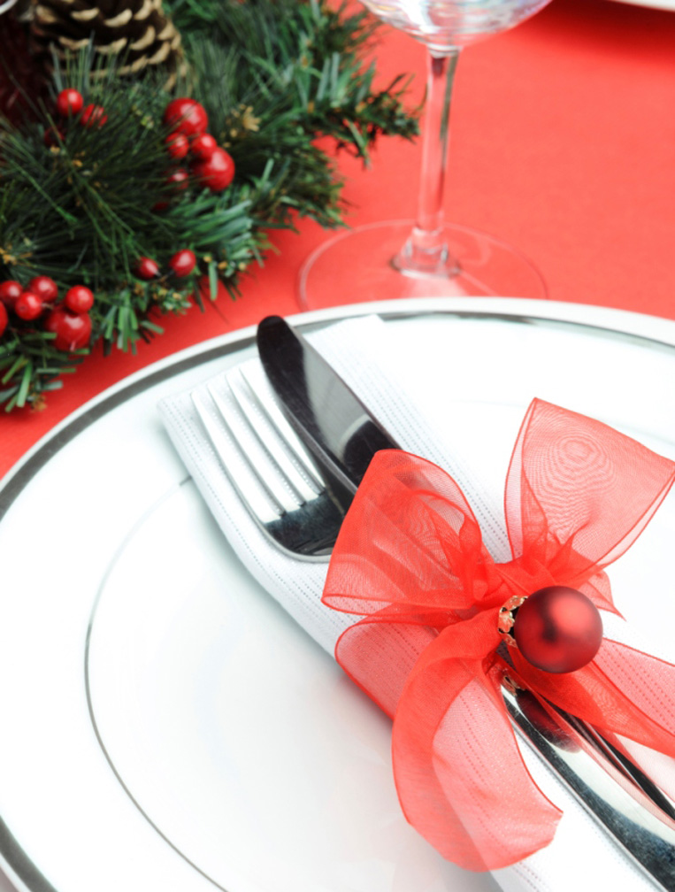 Richmonde Ortigas' festive red table-setting