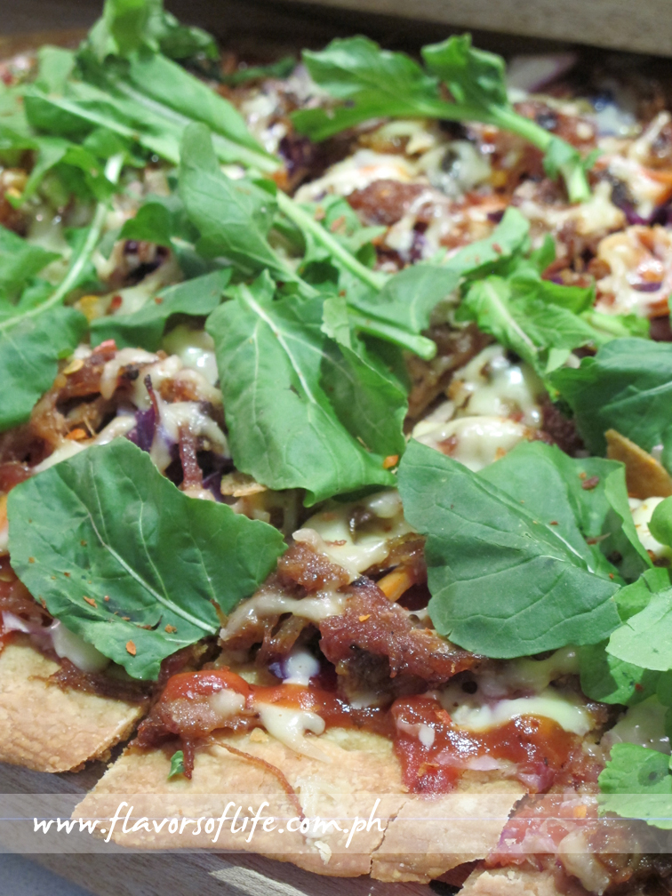 Pulled Pork Arugula Pizza (Epicurious)