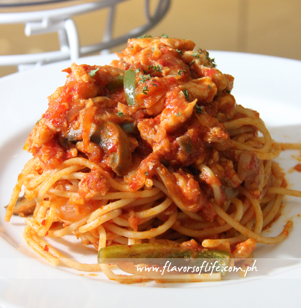 Chili Garlic Chicken Spaghetti (UCC Park Café)