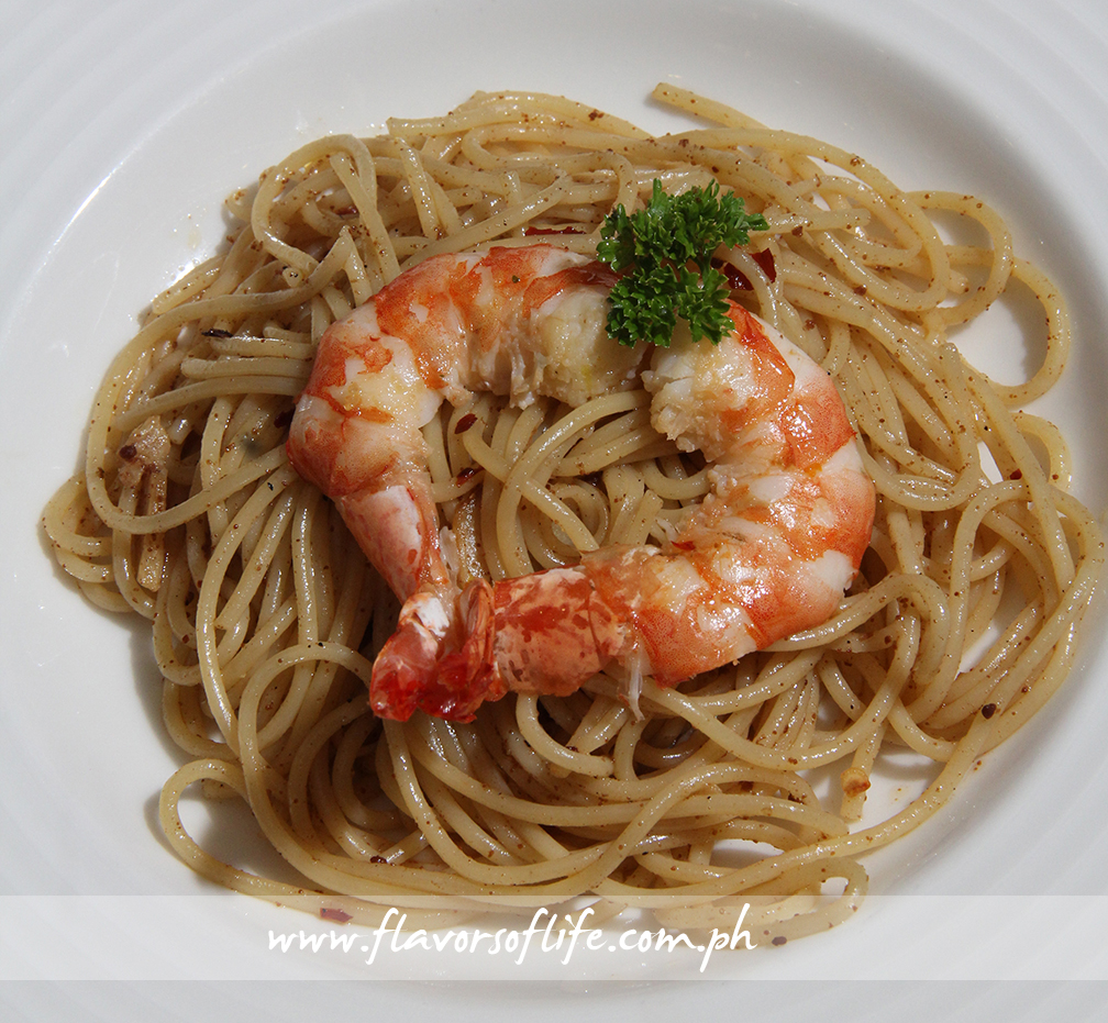 Linguine Alla Botarga e Gamberetti (Lombardi's)