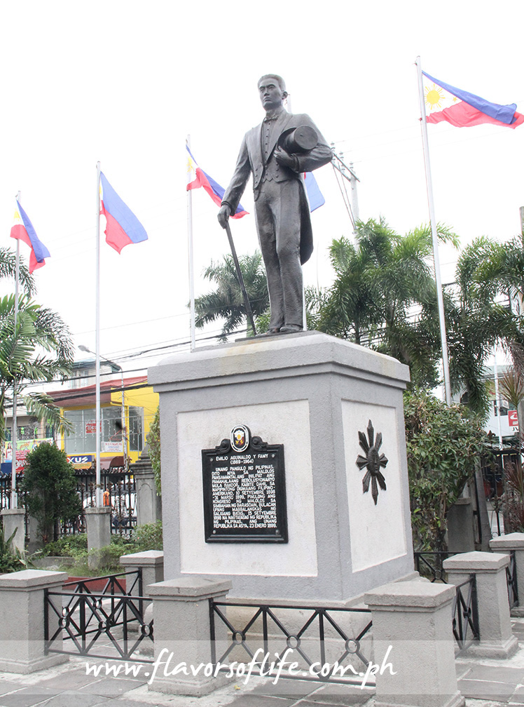 The statue of the first Philippine president, Emilio Aguinaldo
