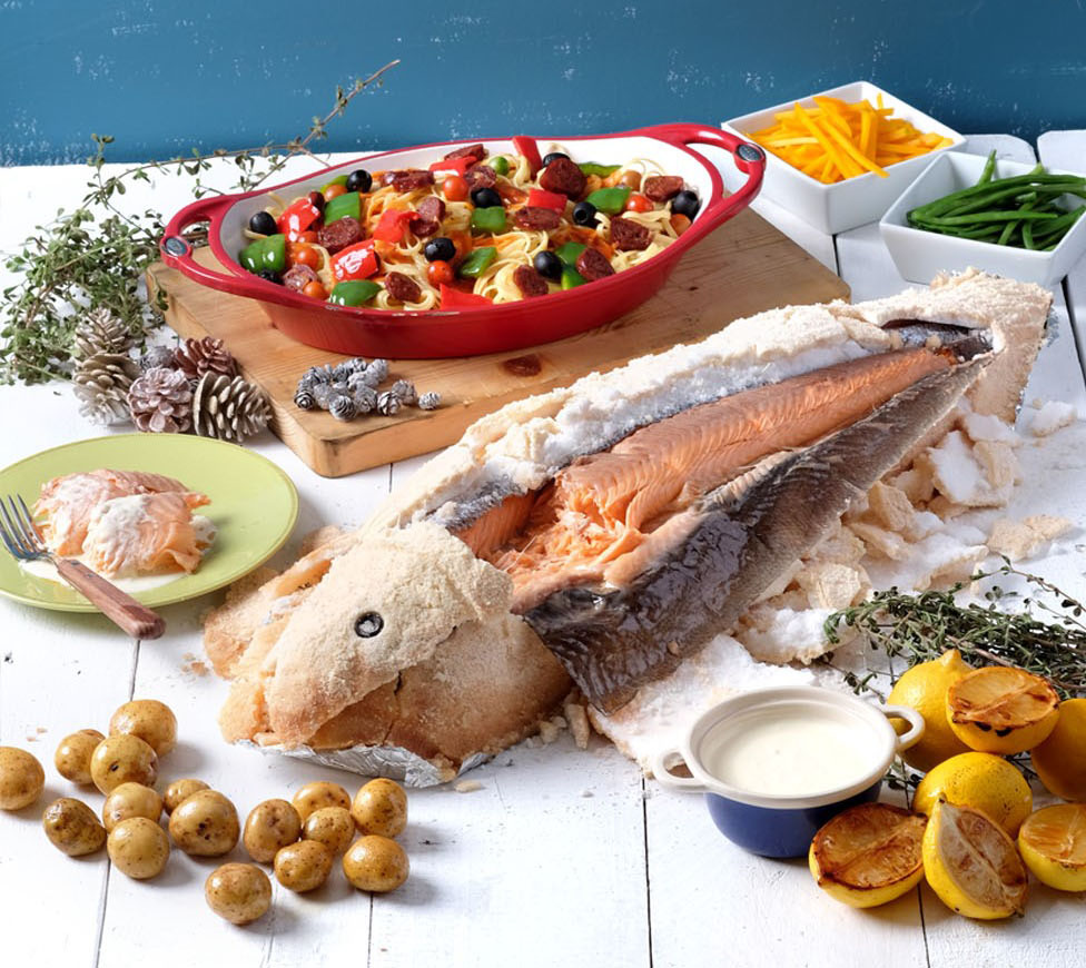 Salt-crusted Fresh Salmon and Pasta Paella